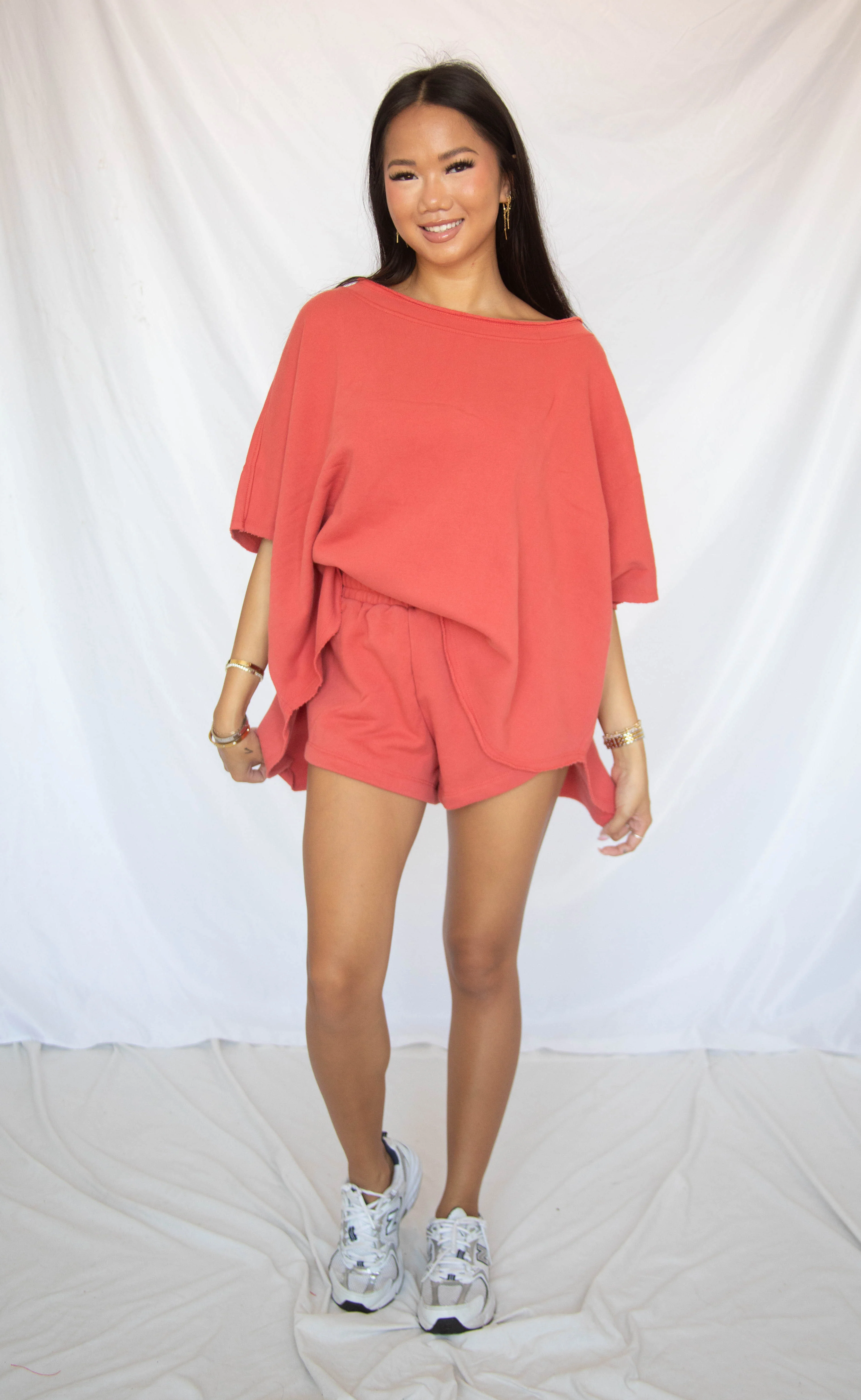 on the move two piece set - red